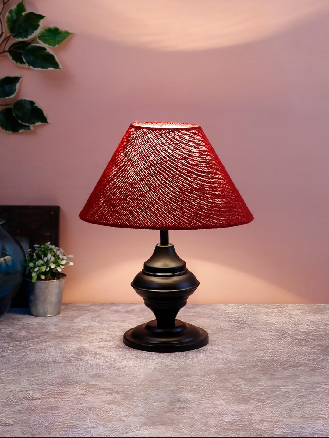 

Devansh Maroon & Black Self-Design Frustum Table Lamp