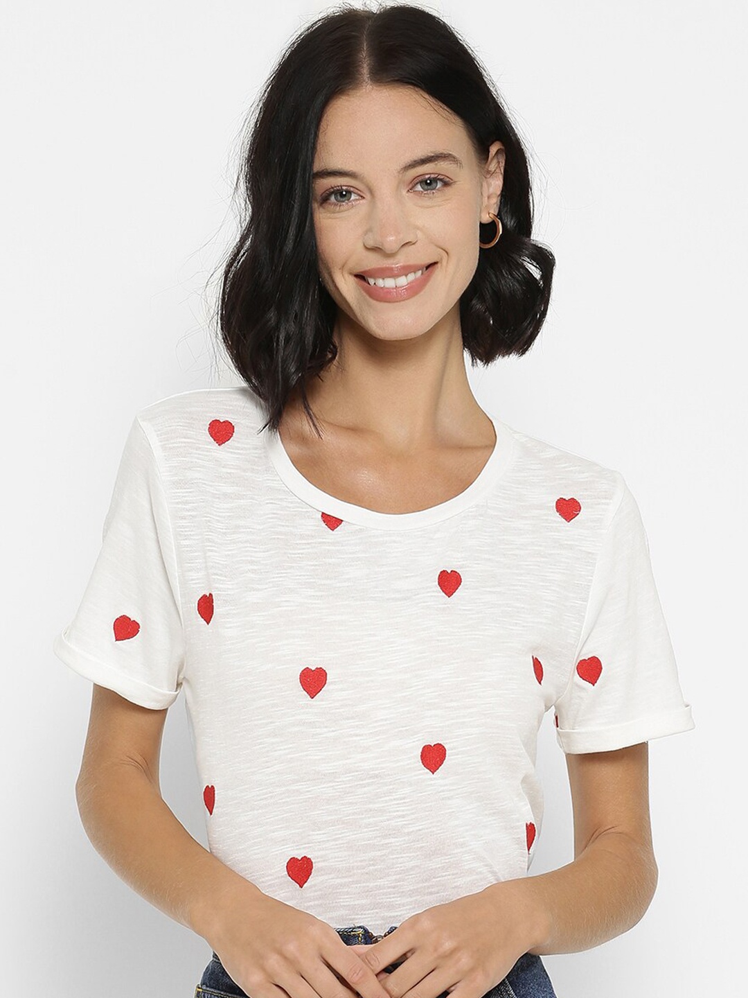

Forever 21 Women White & Red Embellished pure cotton regular top