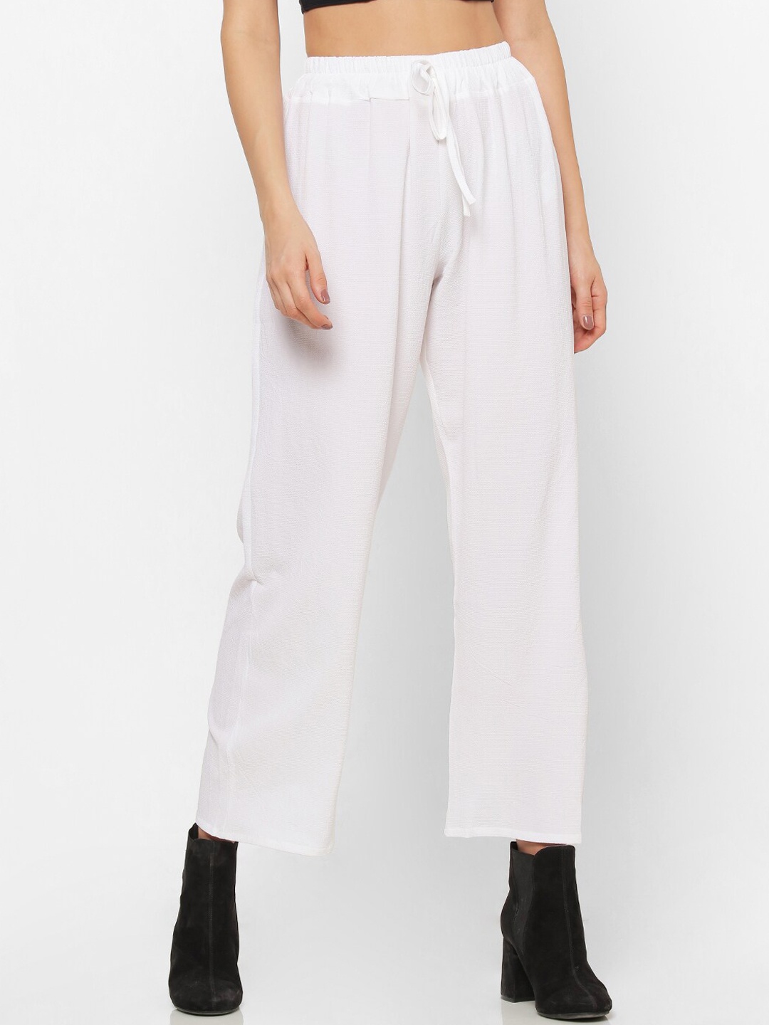 

FOREVER 21 Women White Regular Fit Solid Regular Trousers