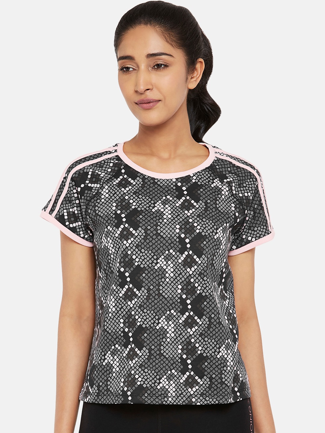 

Ajile by Pantaloons Black & Pink Printed Cotton Top