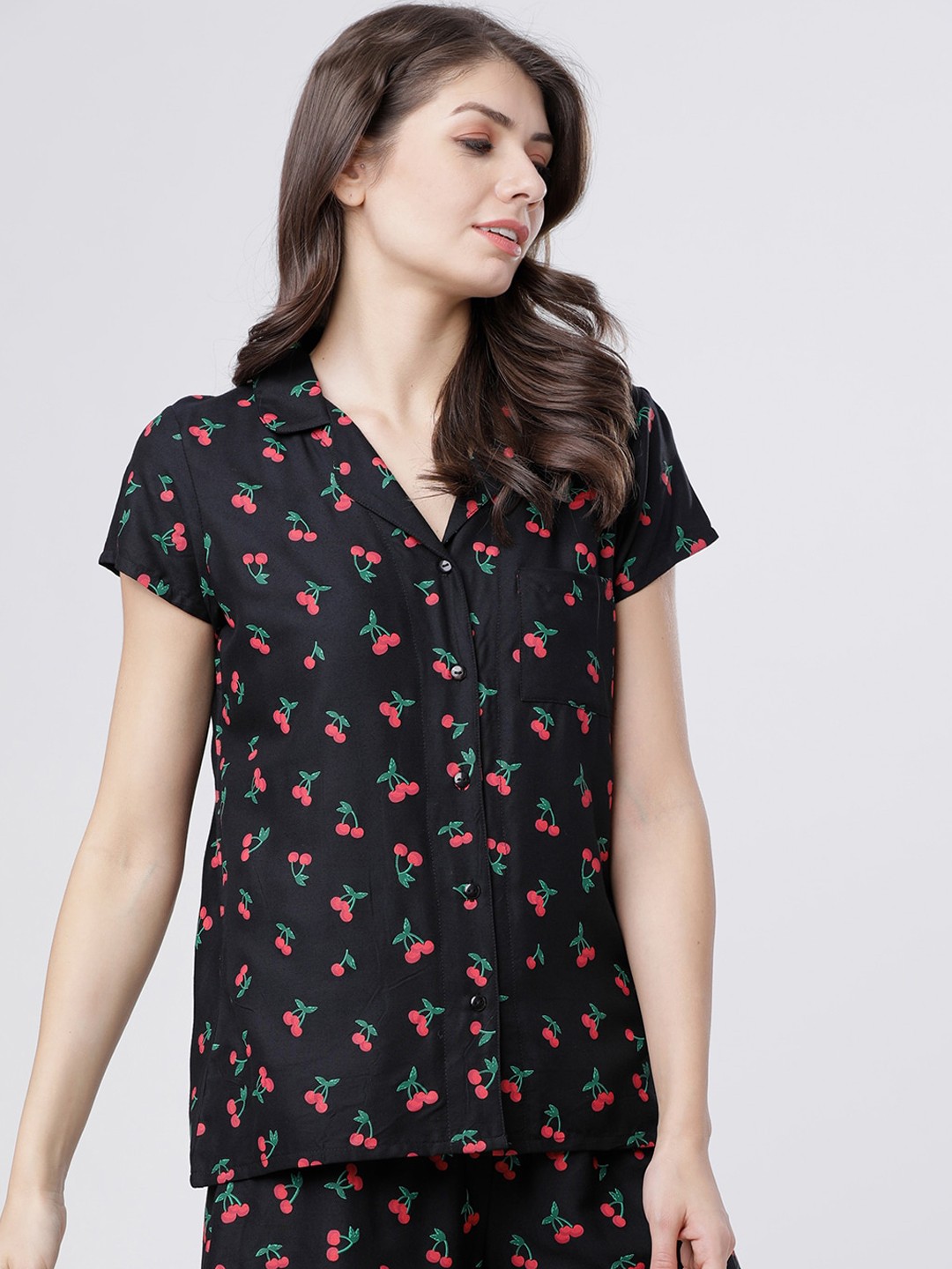 

Tokyo Talkies Women Black & Red Printed Night suit