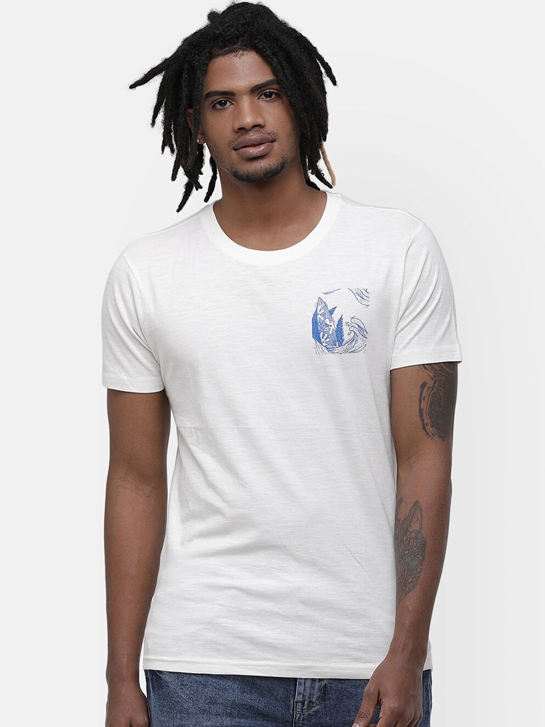 

Voi Jeans Men White Solid Round Neck Cotton Pure Cotton T-shirt