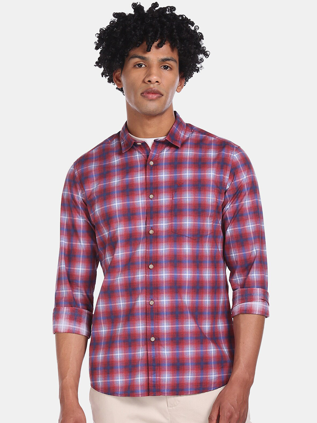 

Flying Machine Men Red Regular Fit Checked Casual Shirt
