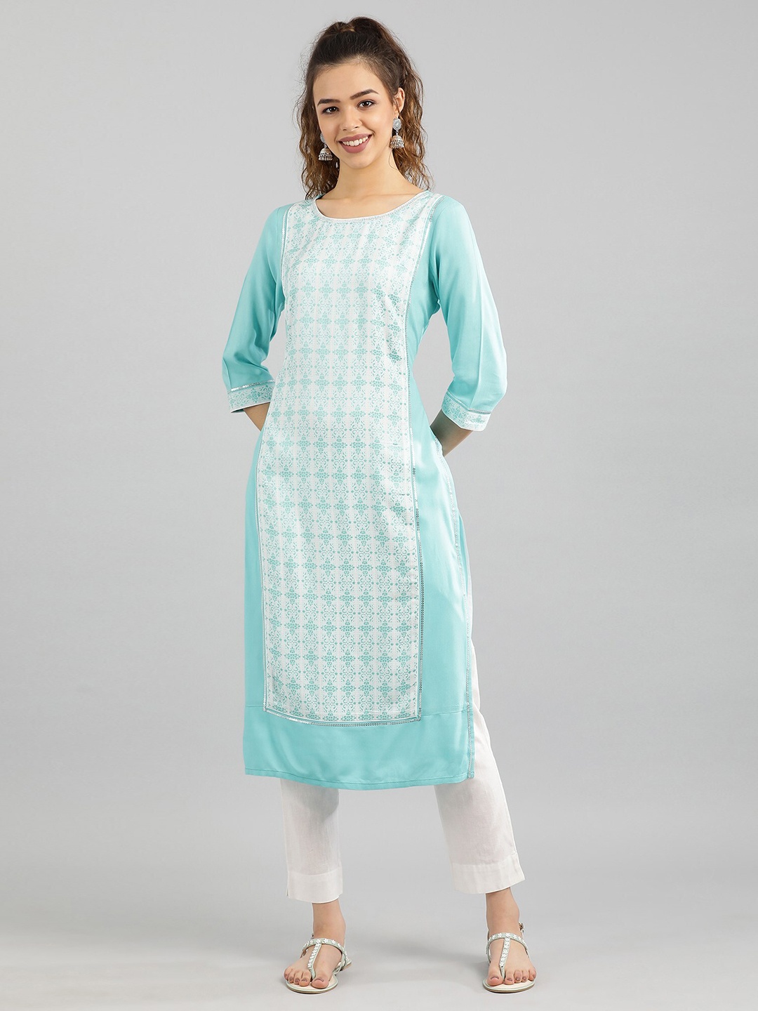 

Aurelia Women Straight Cotton Kurta, Blue