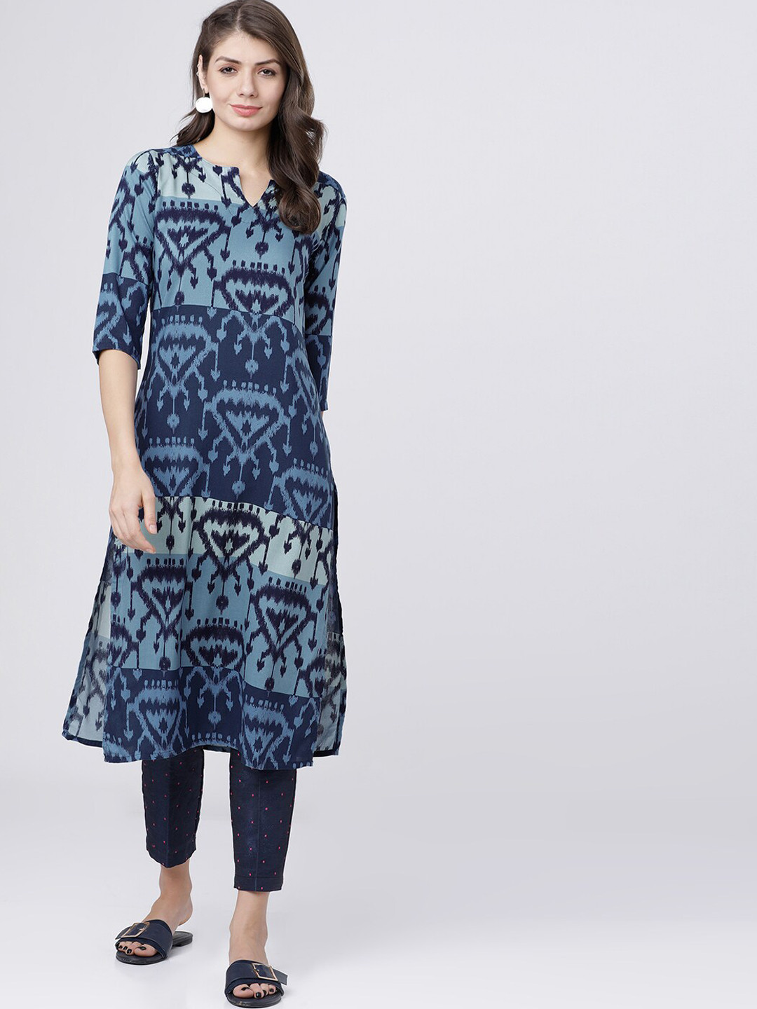 

Vishudh Women Blue Ethnic Motifs Printed Kurta