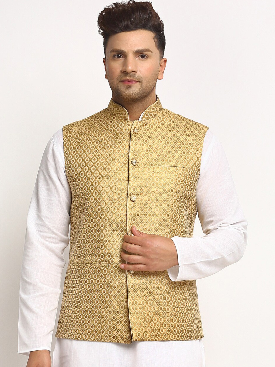 

TREEMODA Men Gold Coloured Embellished Woven Nehru Jacket