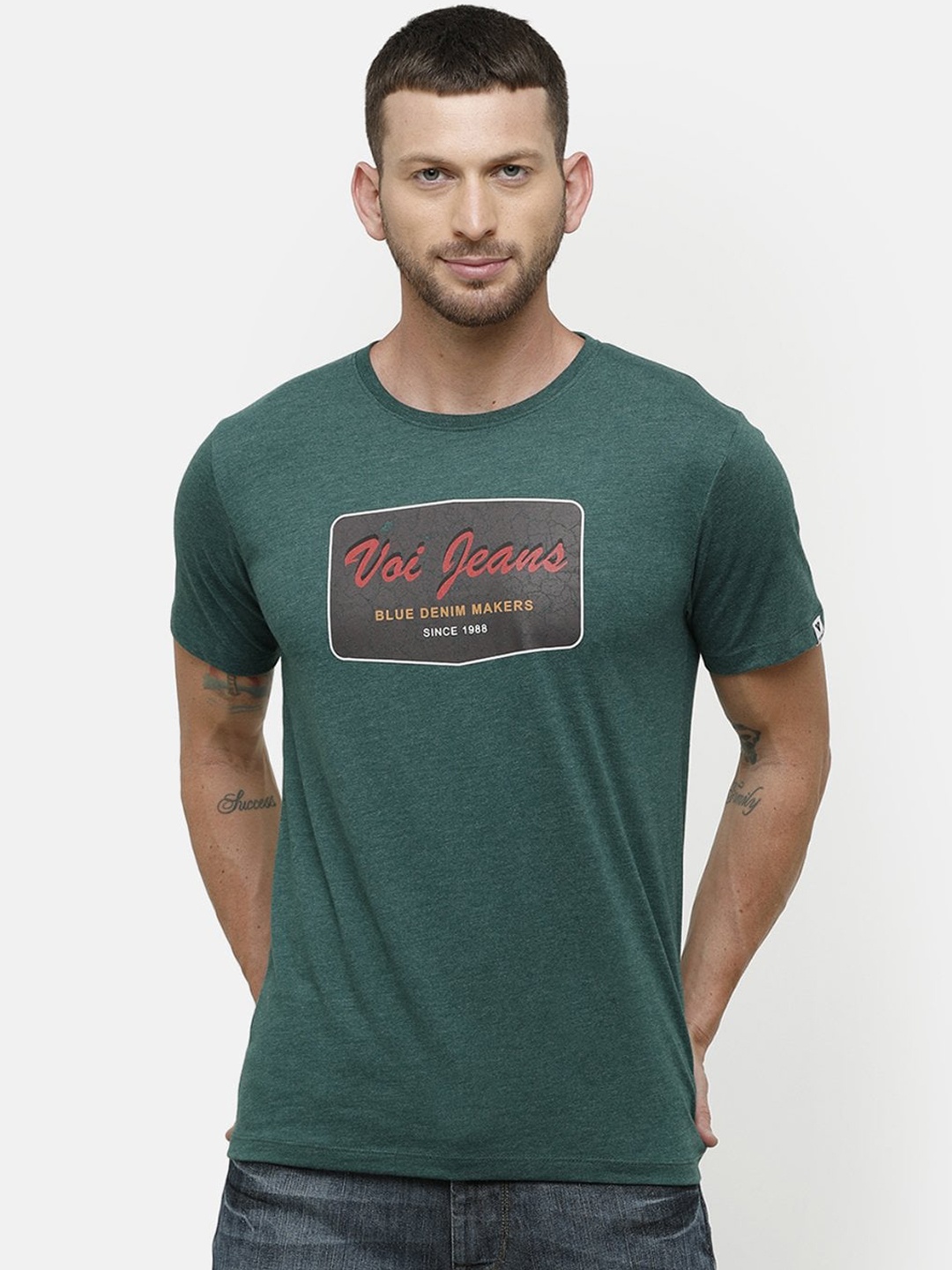 

Voi Jeans Men Green Printed Round Neck T-shirt