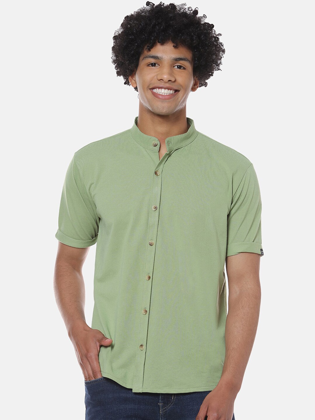 

Campus Sutra Men Green Regular Fit Solid Casual Shirt