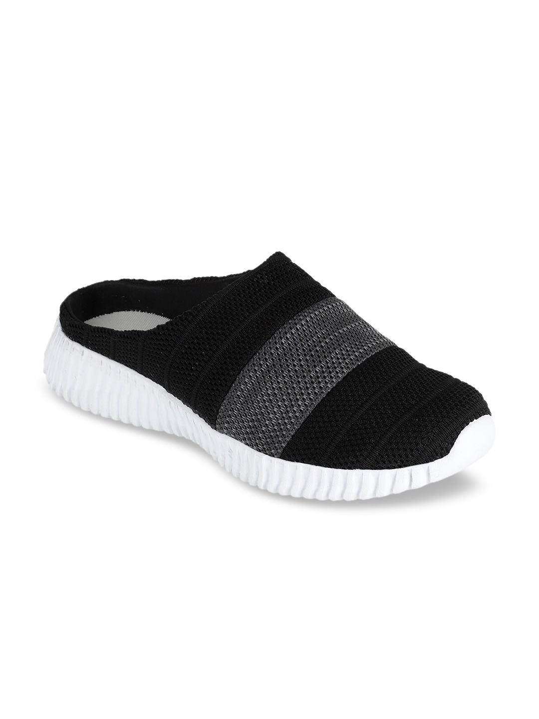 

Yuuki Women Black Walking Shoes