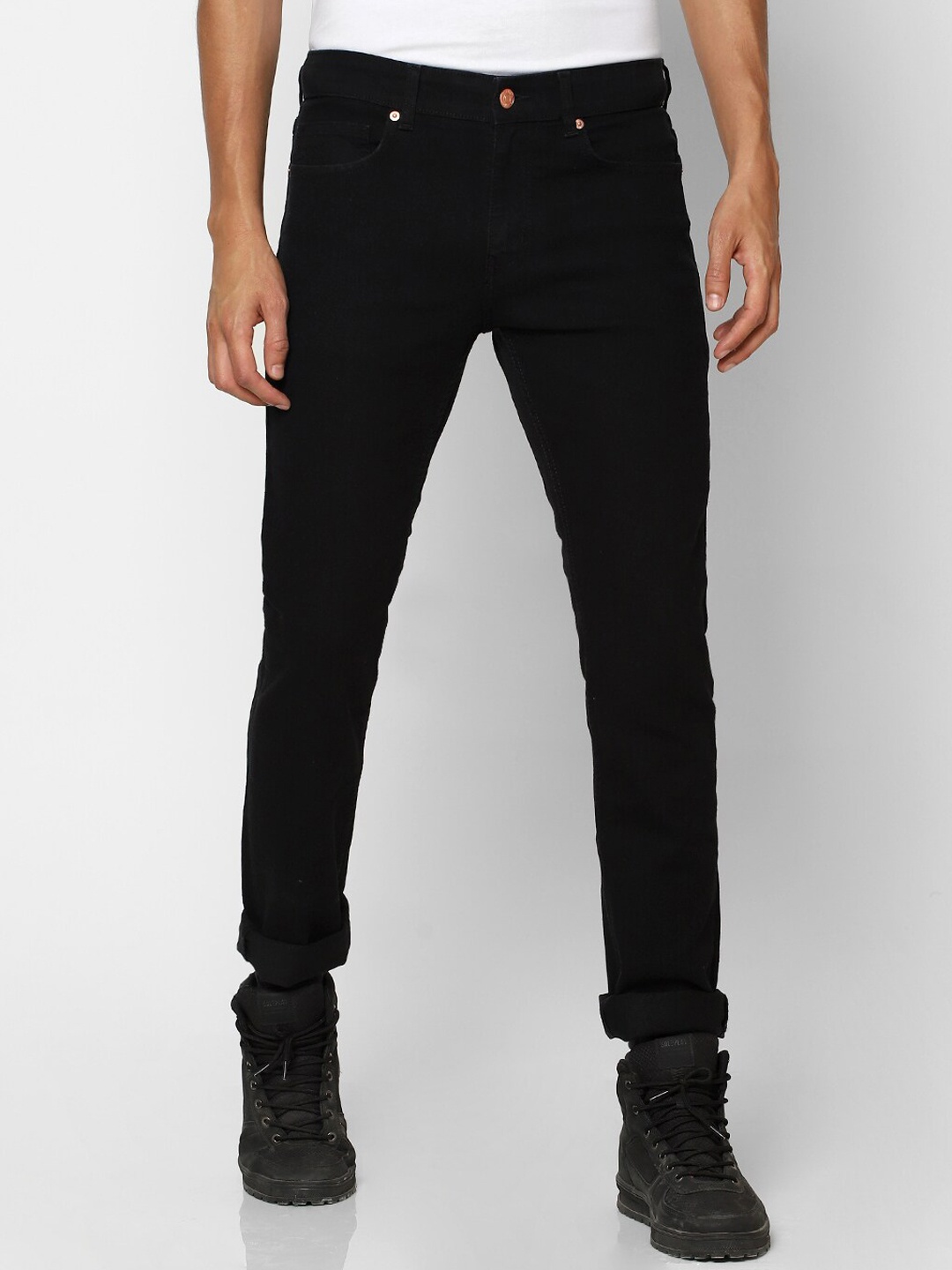 

FOREVER 21 Men Black Regular Fit Mid-Rise Clean Look Jeans