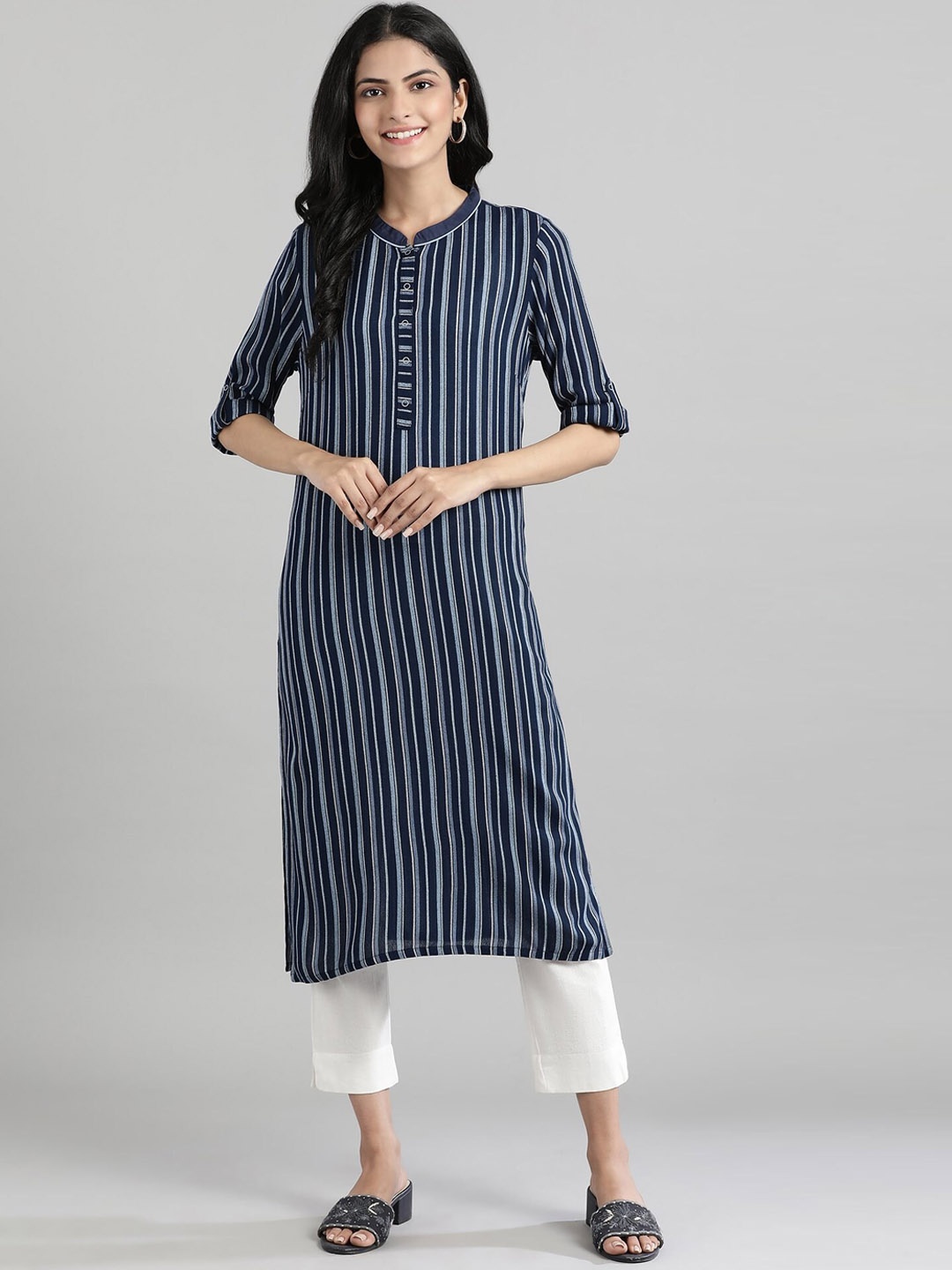 

Aurelia Women Navy Blue Striped Kurta