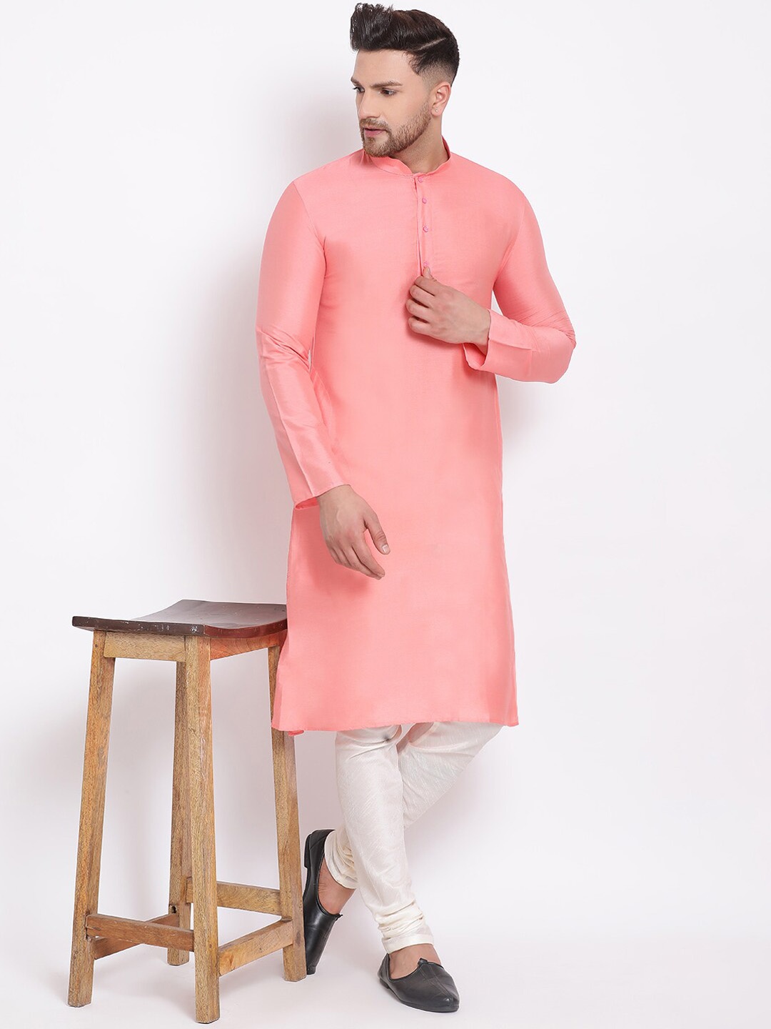 

Sanwara Men Pink & White Solid Kurta with Churidar