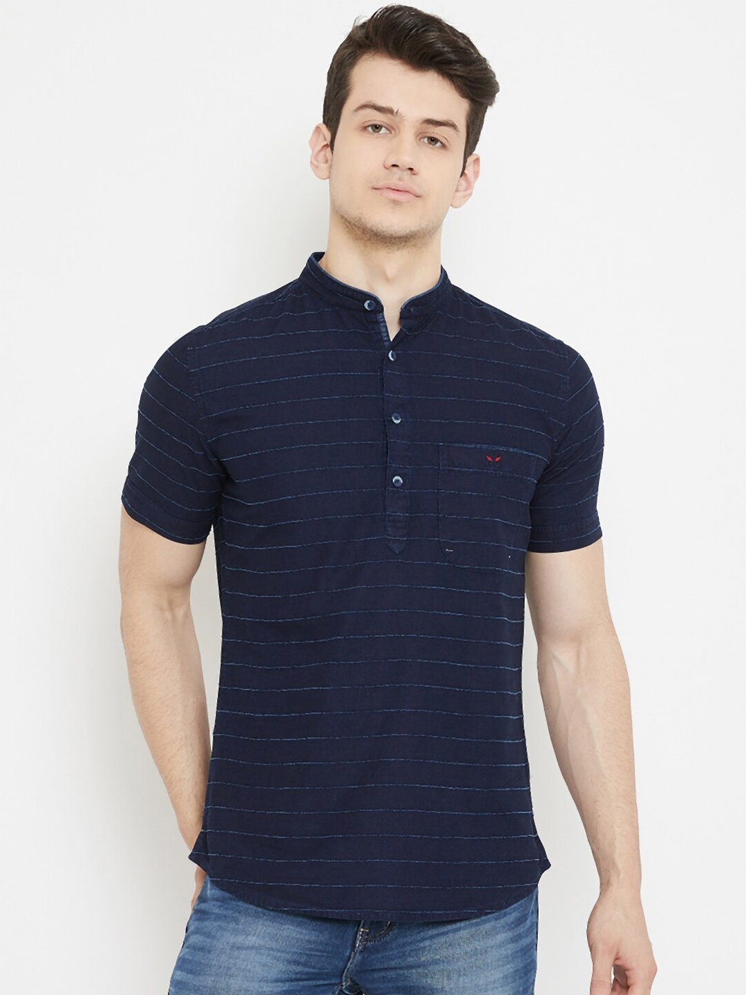 

Crimsoune Club Men Navy Blue Slim Fit Self Design Casual Shirt