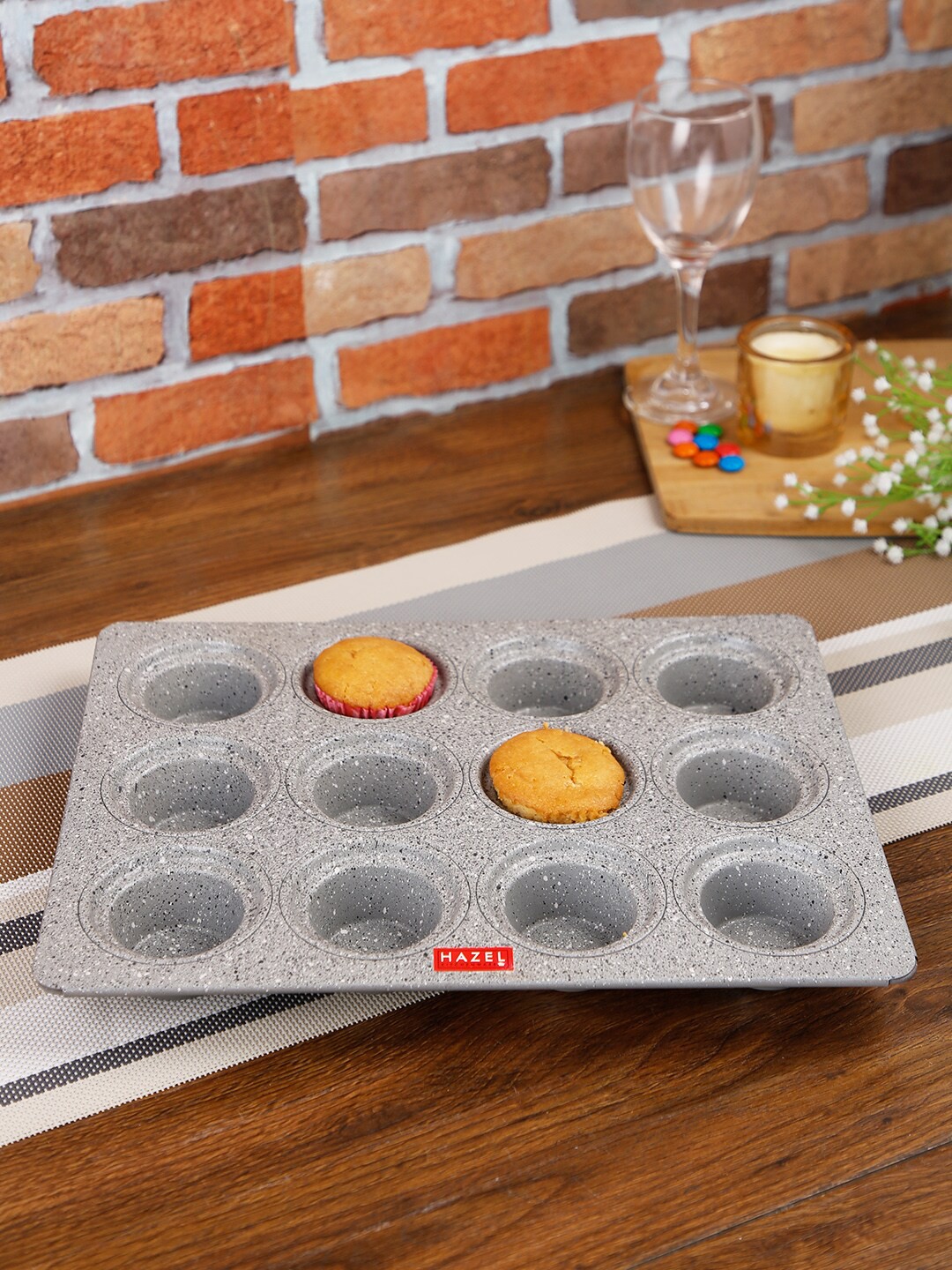 

HAZEL Grey Granite Finish Aluminium 12 Cups Mini Crown Muffin Baking Tray