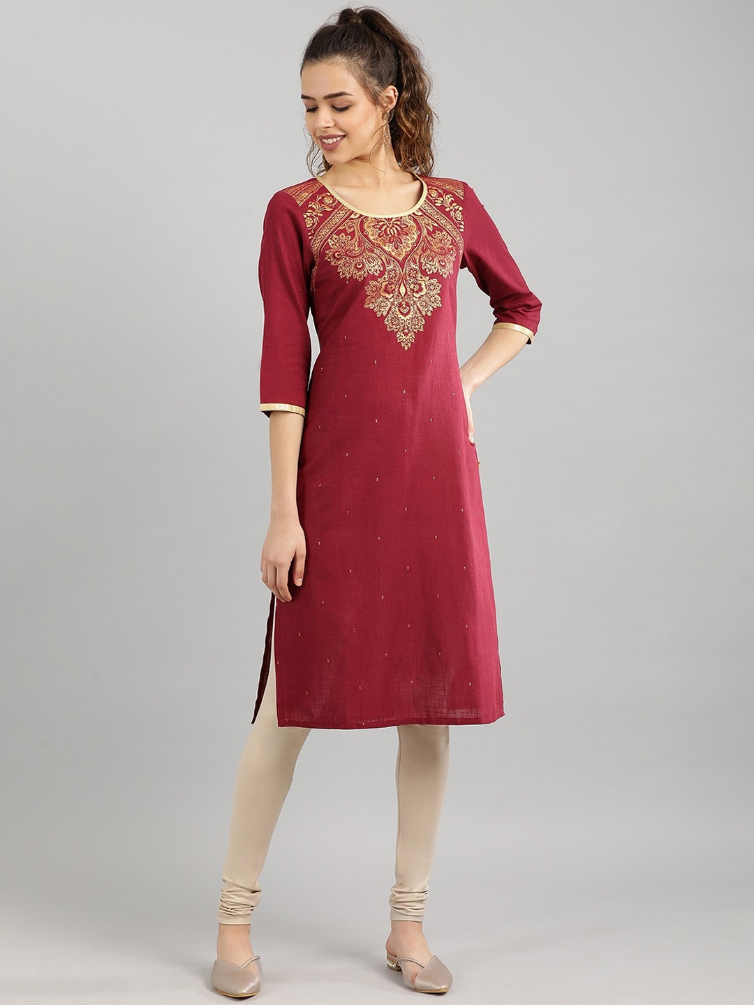 

Aurelia Women Straight Cotton Kurta, Maroon