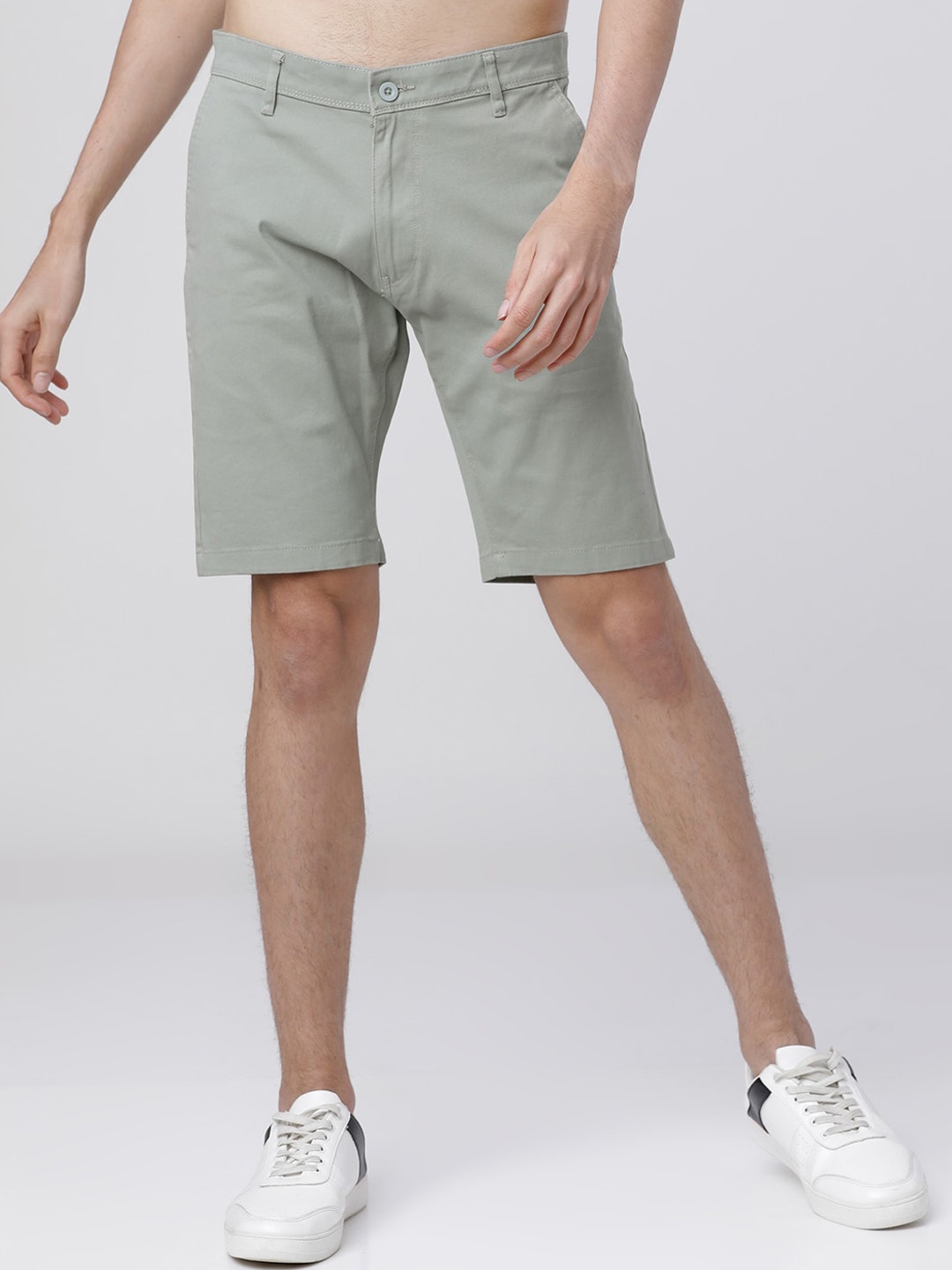 

HIGHLANDER Men Green Solid Slim Fit Regular Shorts