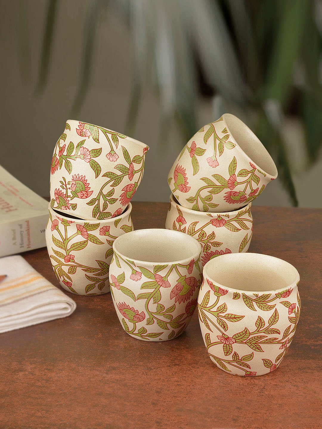 

StyleMyWay White & GreenPrinted Ceramic Kulladhs Set