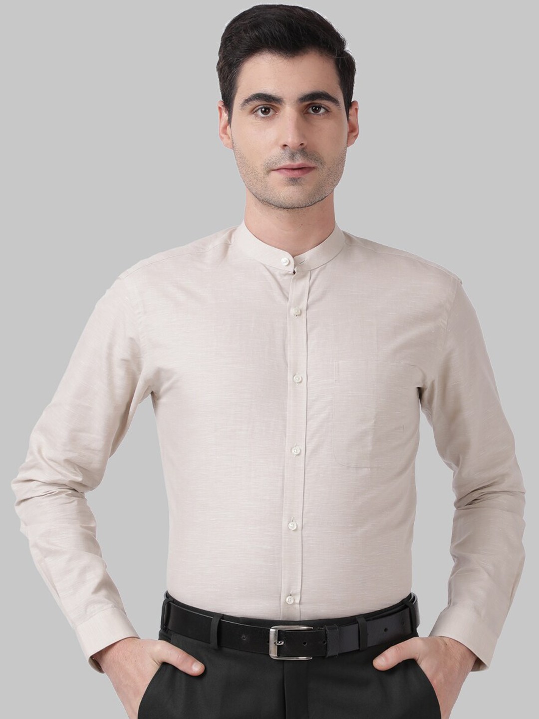 

Park Avenue Men Beige Slim Fit Solid Casual Shirt