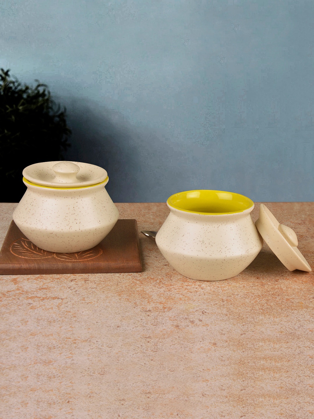 

StyleMyWay Set Of 2 Off-White & Yellow Matte Ceramic Handi With Lid 300 ml