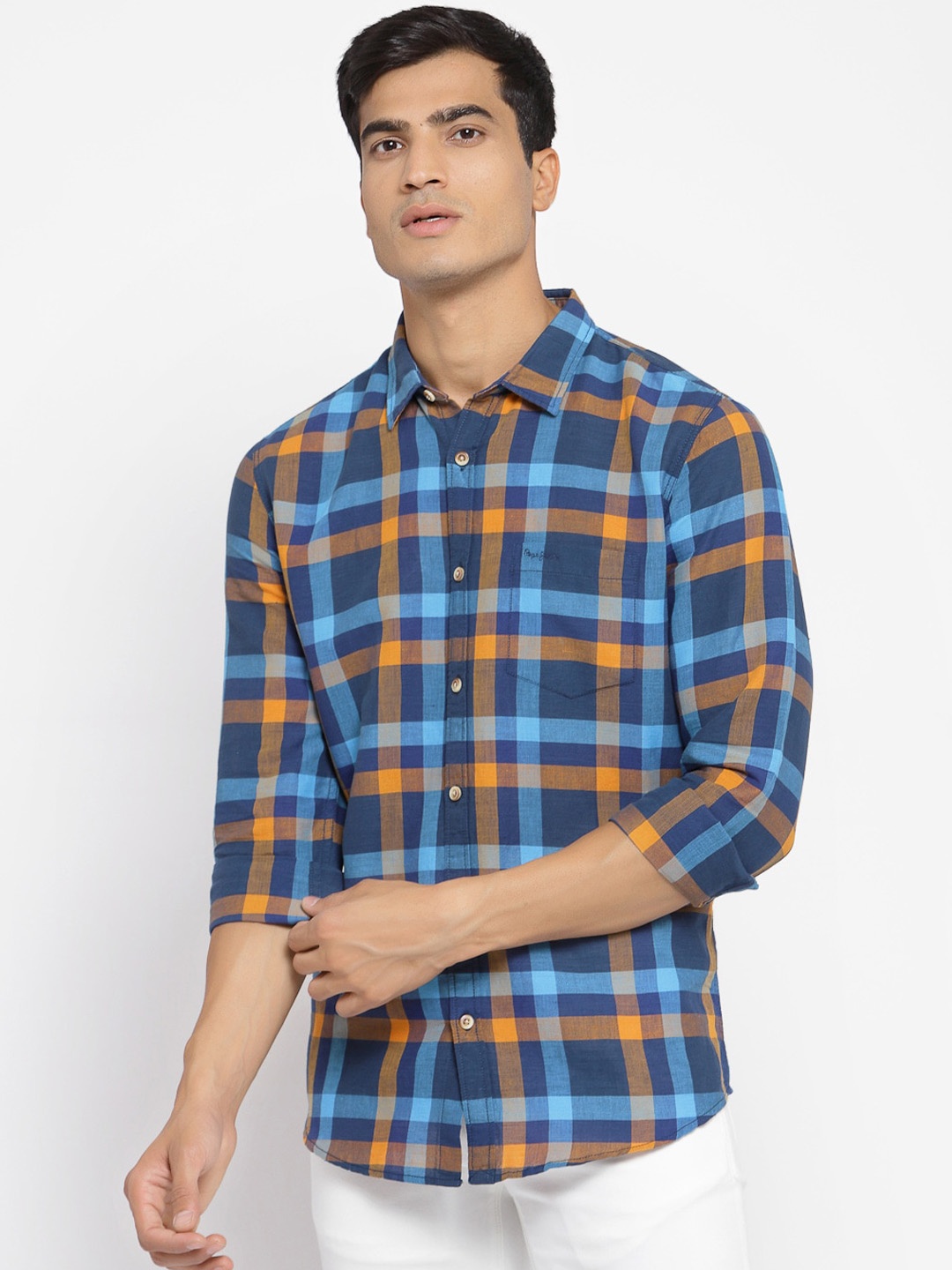 

Pepe Jeans Men Blue Regular Fit Checked Casual Shirt