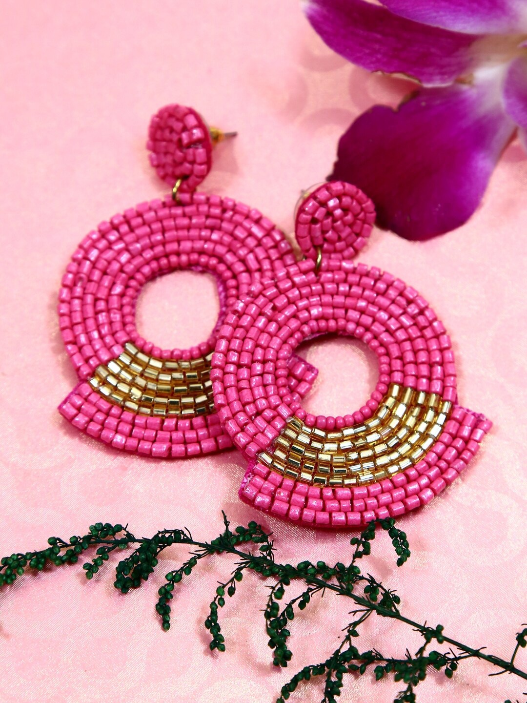 

Crunchy Fashion Pink & Gold-Toned Handmade Geometric Drop Earrings
