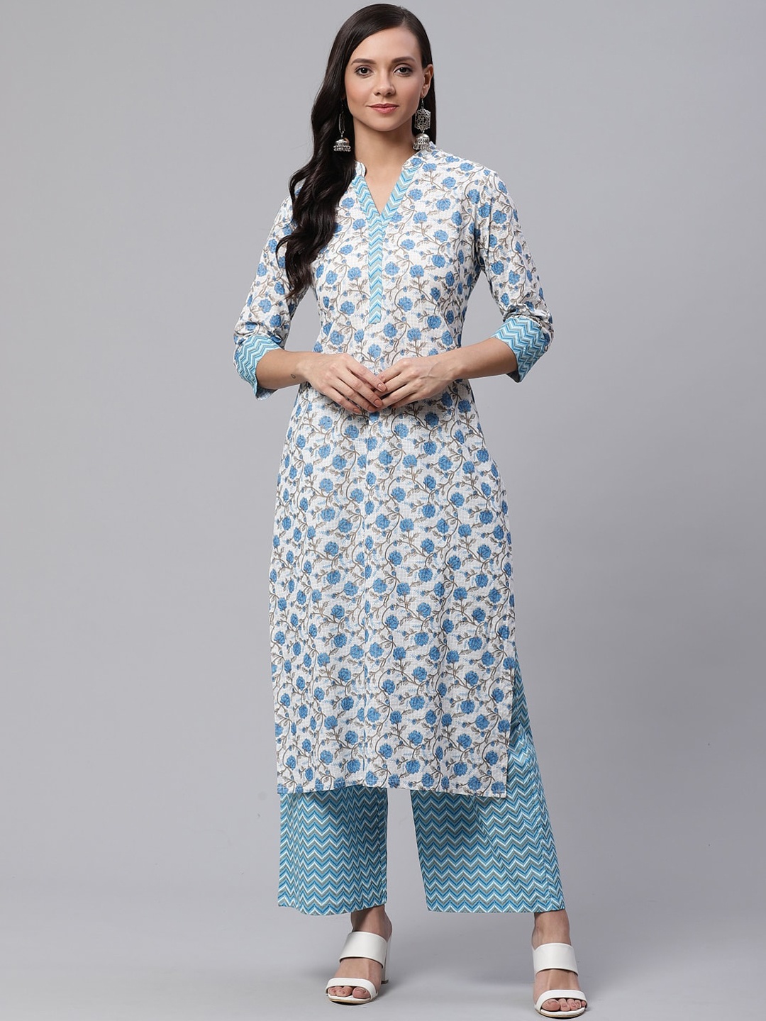 

Sringam Women White & Blue Printed Kurta with Palazzos
