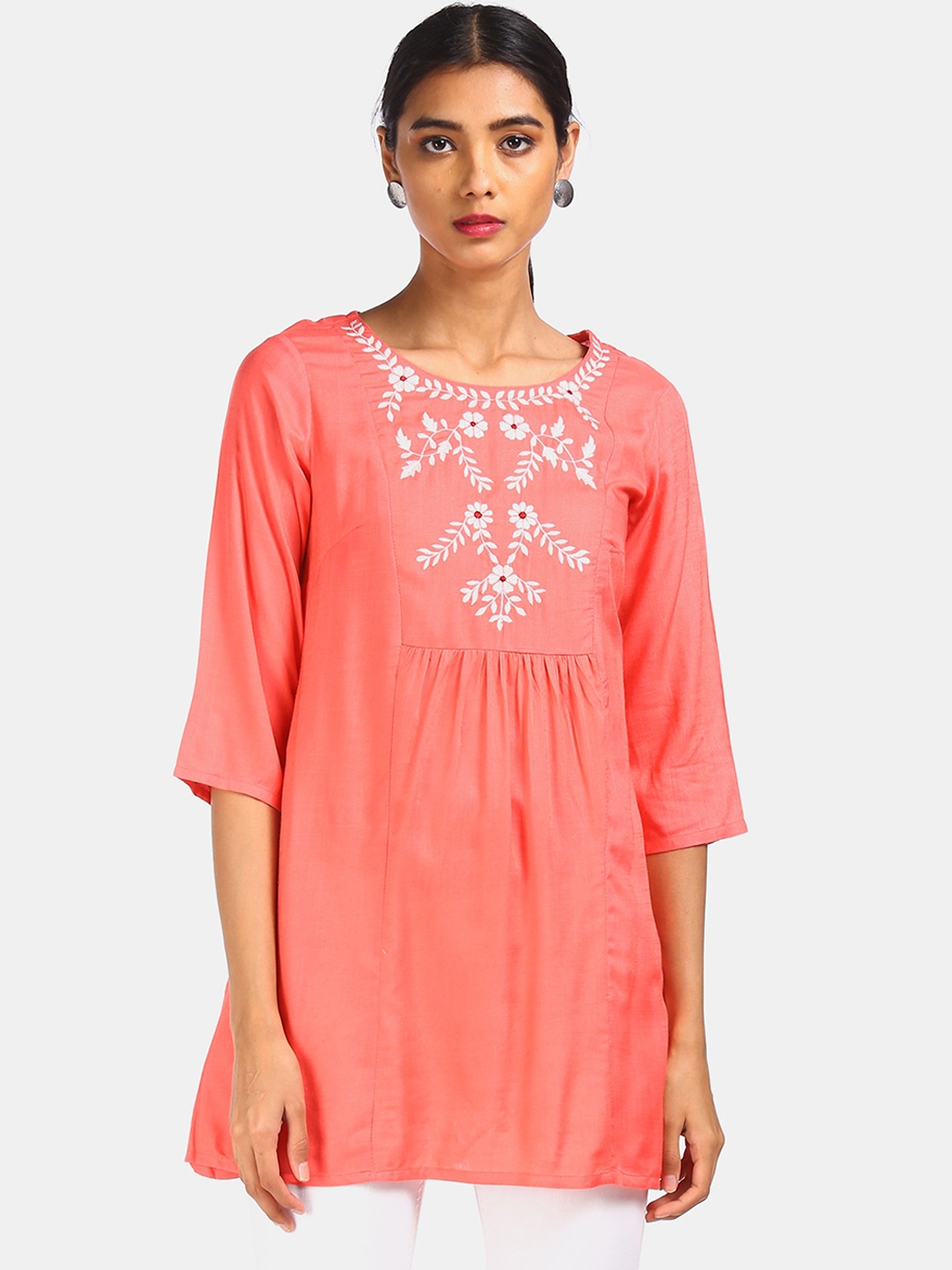 

Karigari Women Coral Yoke Design Embroidered Kurta