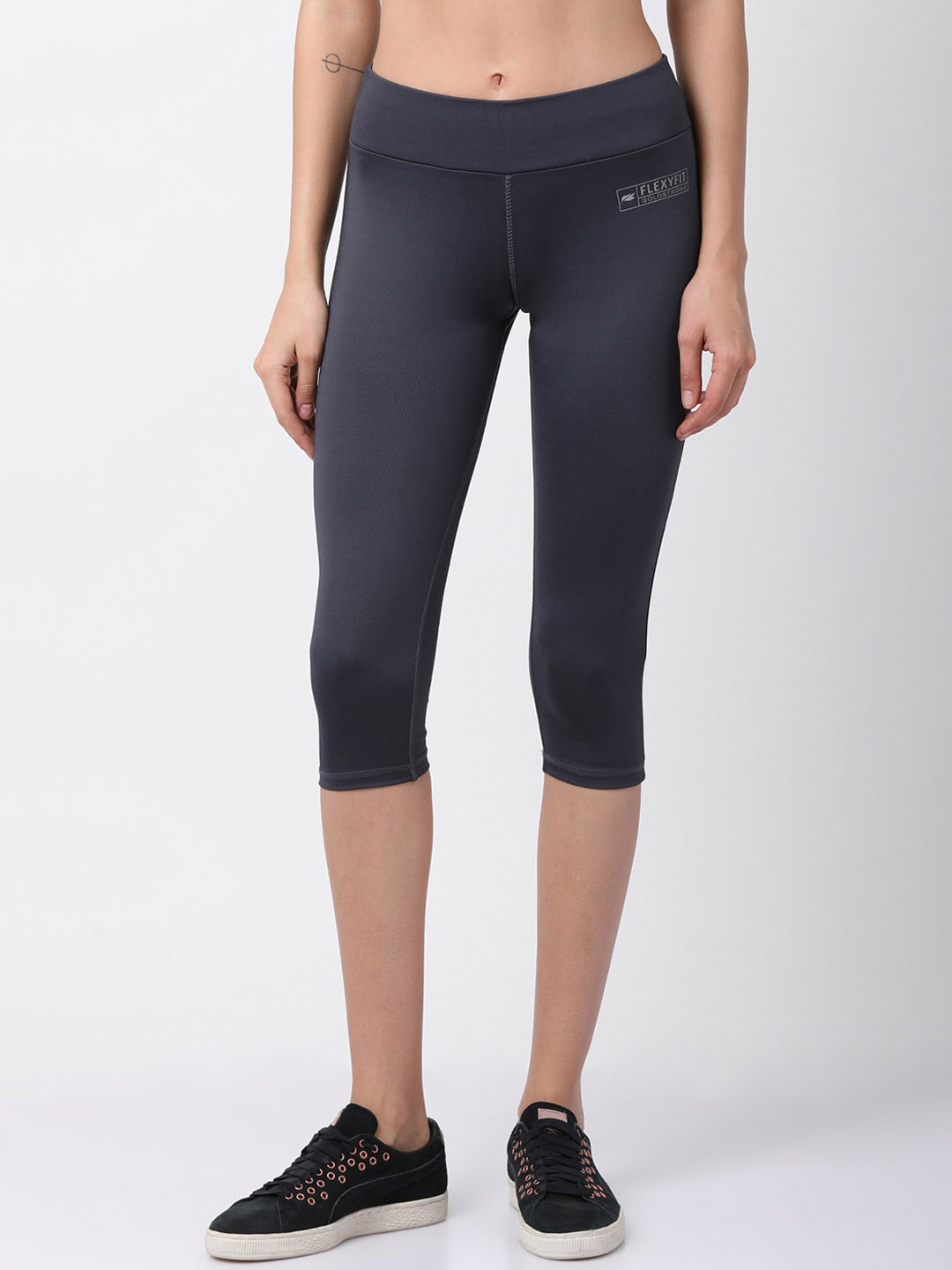 

GOLDSTROMS Women Grey Solid Slim Fit Capris