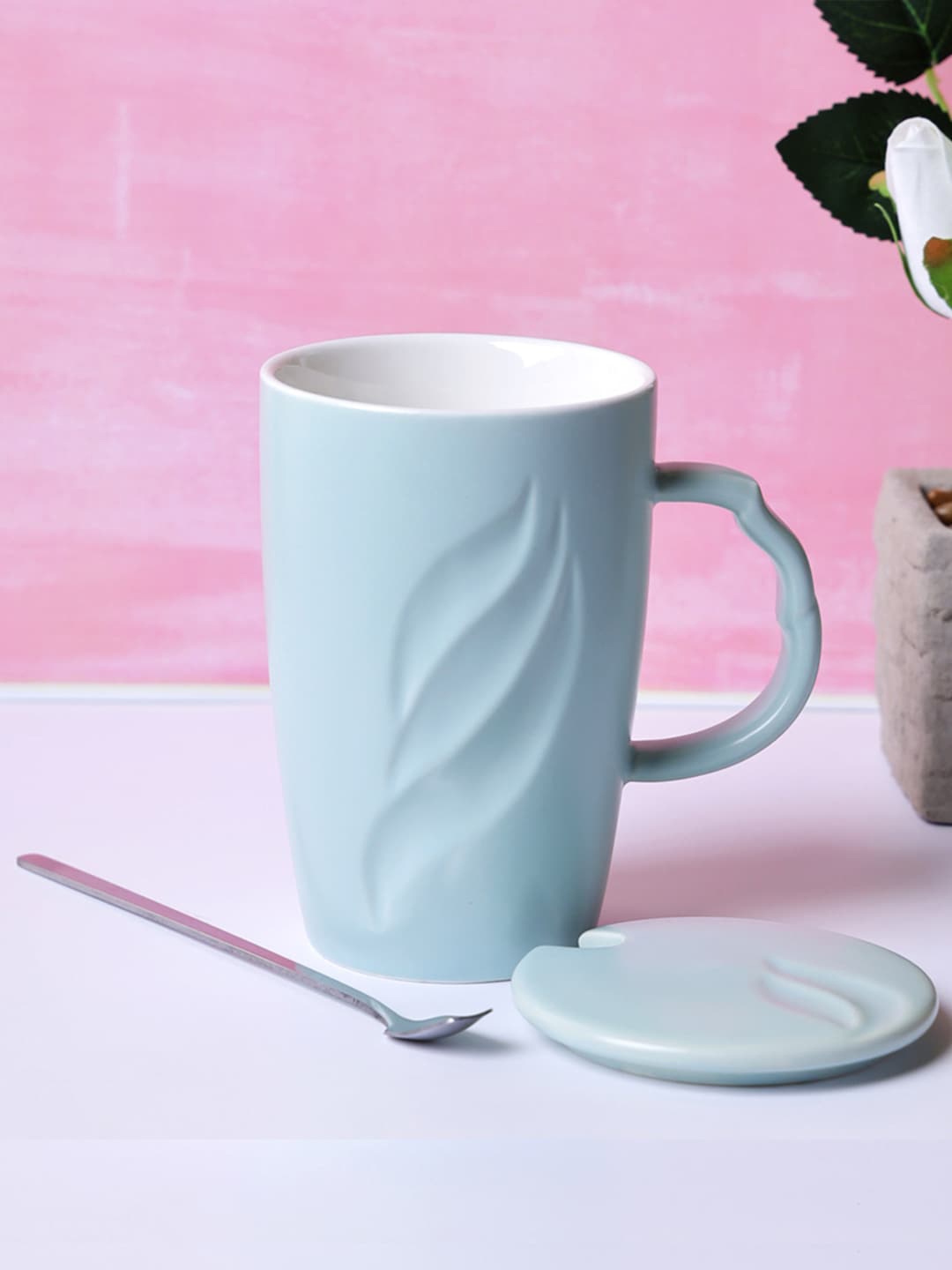 

A Vintage Affair- Home Decor Blue Textured Ceramic Mugs Set