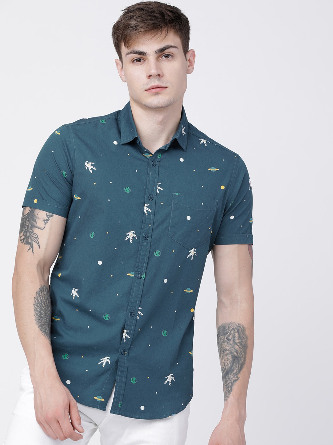 

LOCOMOTIVE Men Teal Blue & White Slim Fit Printed Casual Shirt