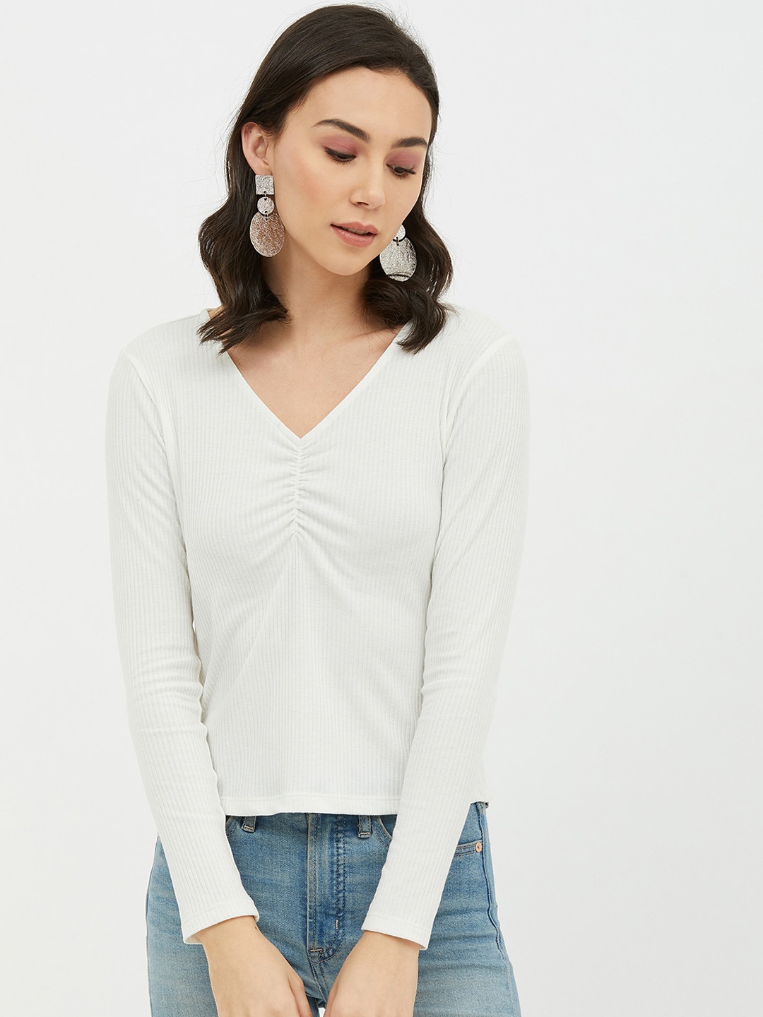 

Harpa Women White Solid V-Neck T-shirt
