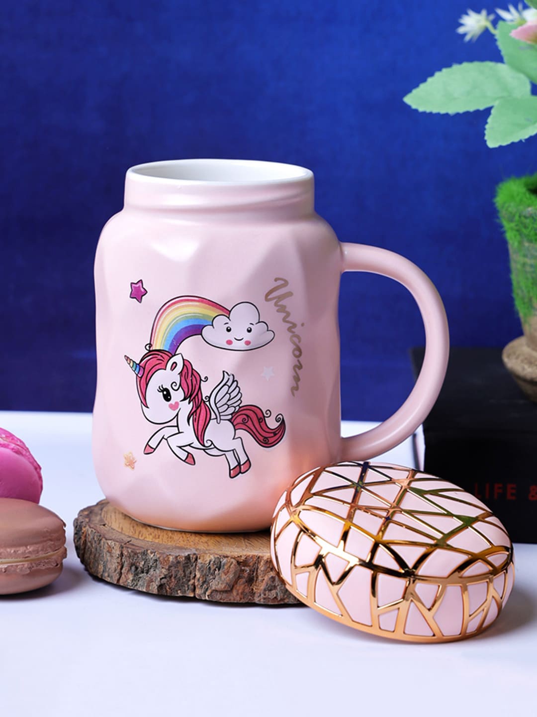 

A Vintage Affair- Home Decor Pink & Gold-TonedPrinted Ceramic Mugs Set