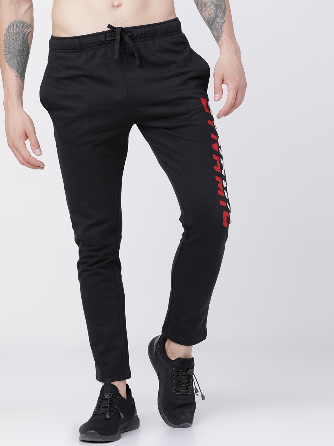 

HIGHLANDER Men Black Solid Slim-Fit Track Pants
