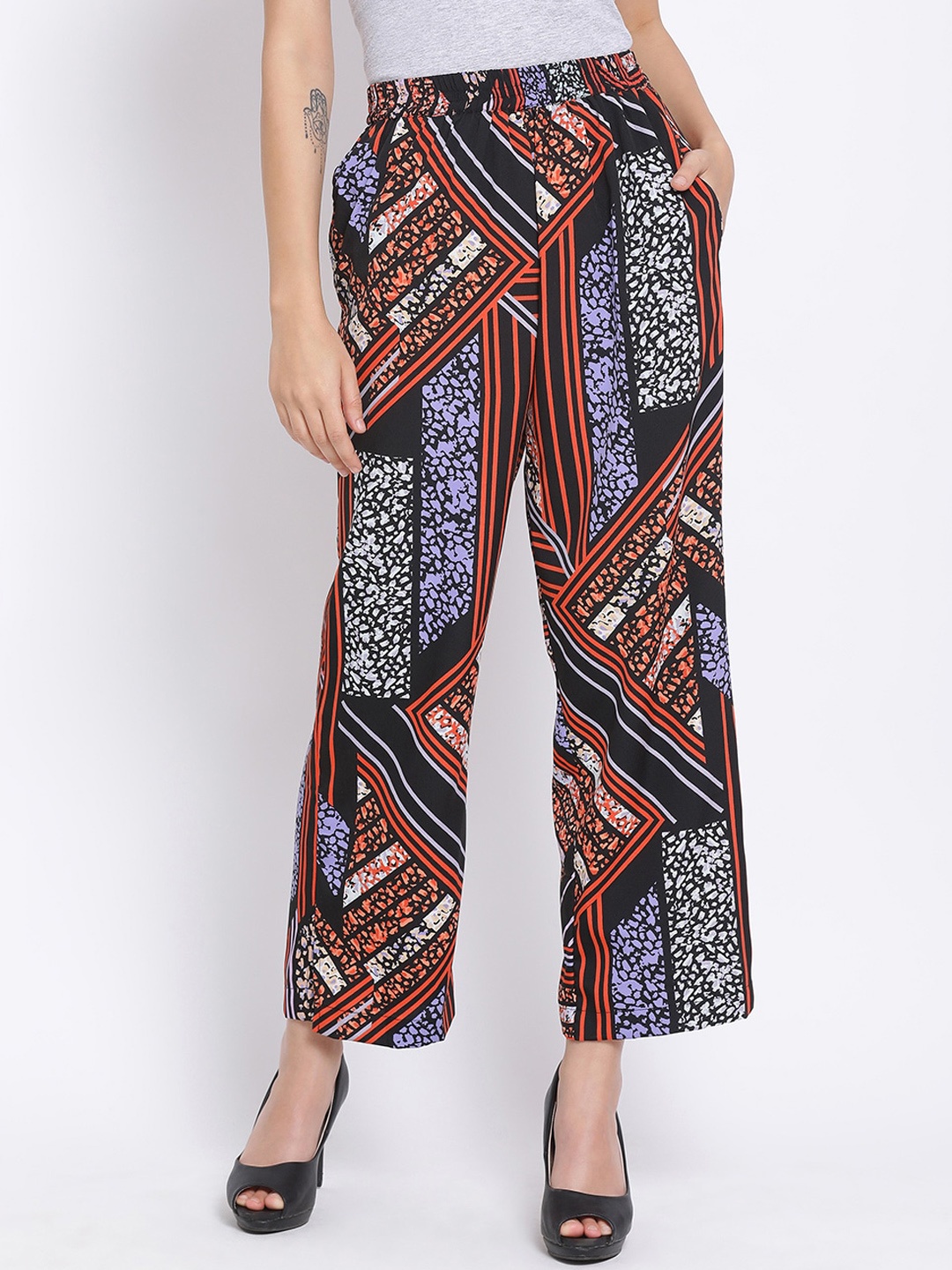 

Oxolloxo Women Multicoloured Regular Fit Printed Parallel Trousers, Multi