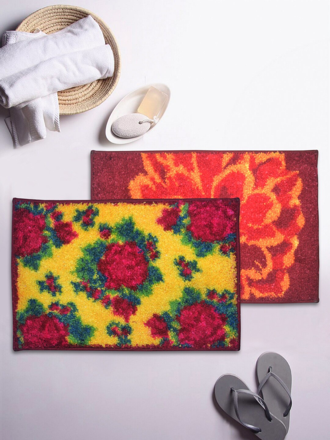 

BIANCA Set Of 2 Multicoloured Printed Super-Dry Bath Rugs, Red