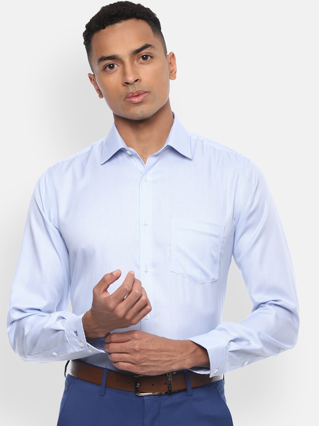 

Van Heusen Men Blue Regular Fit Printed Pure Cotton Formal Shirt