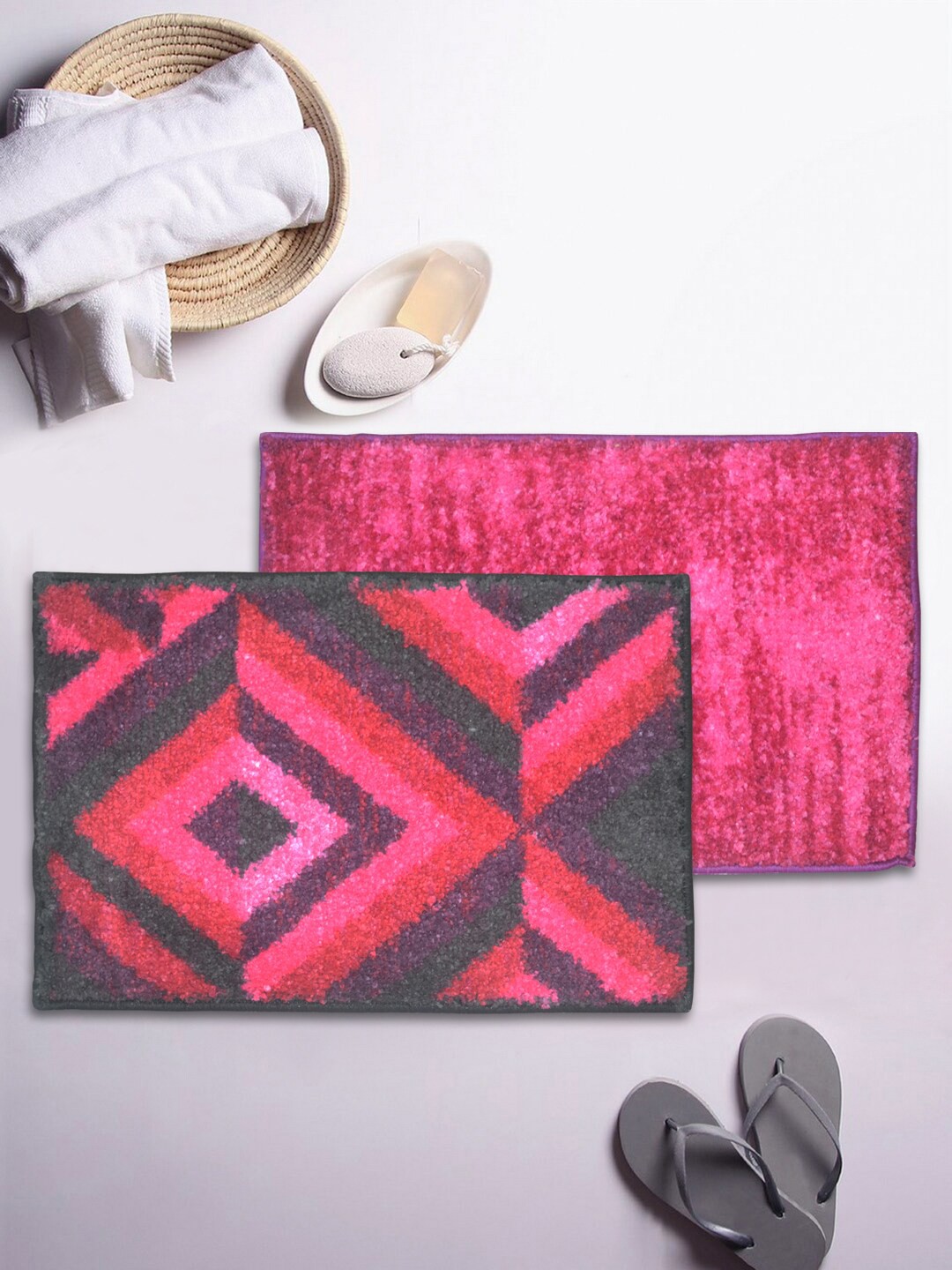 

BIANCA Set Of 2 Printed Anti-Skid Rubber Back Superdry Bath Rugs, Purple
