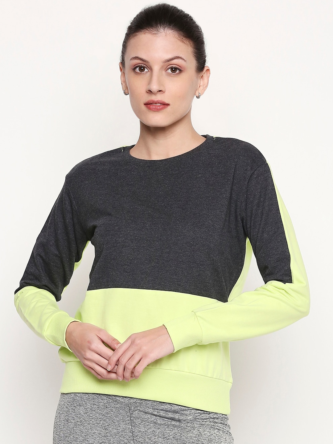 

Ajile by Pantaloons Women Green & Grey Colourblocked Sweatshirt