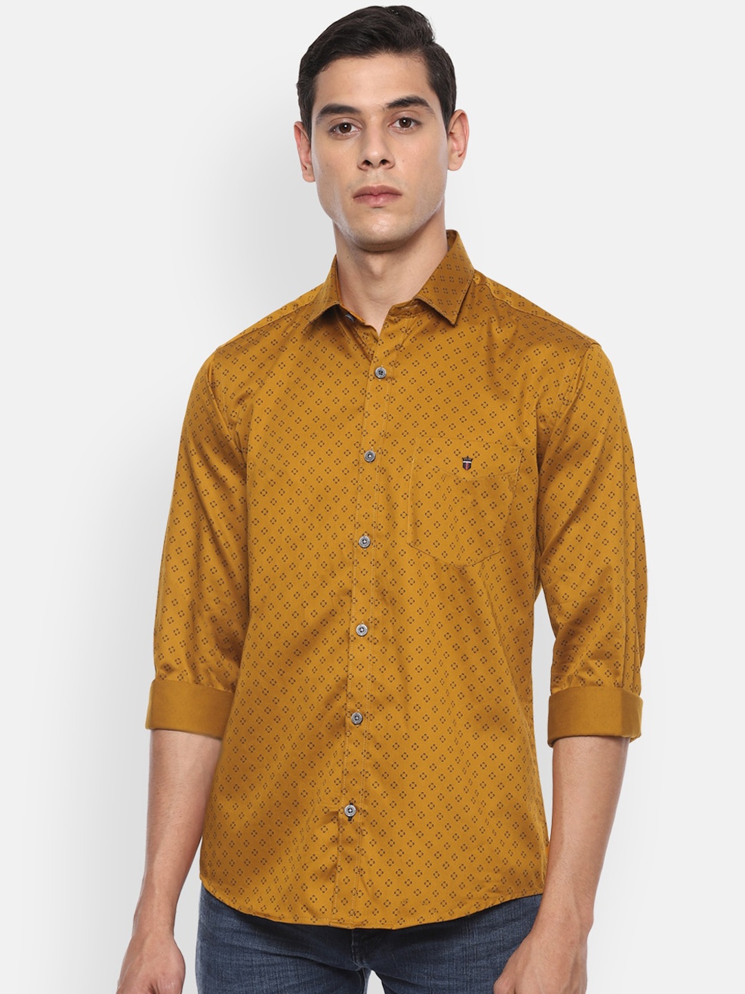 

Louis Philippe Sport Men Mustard Yellow & Black Regular Fit Printed Casual Shirt