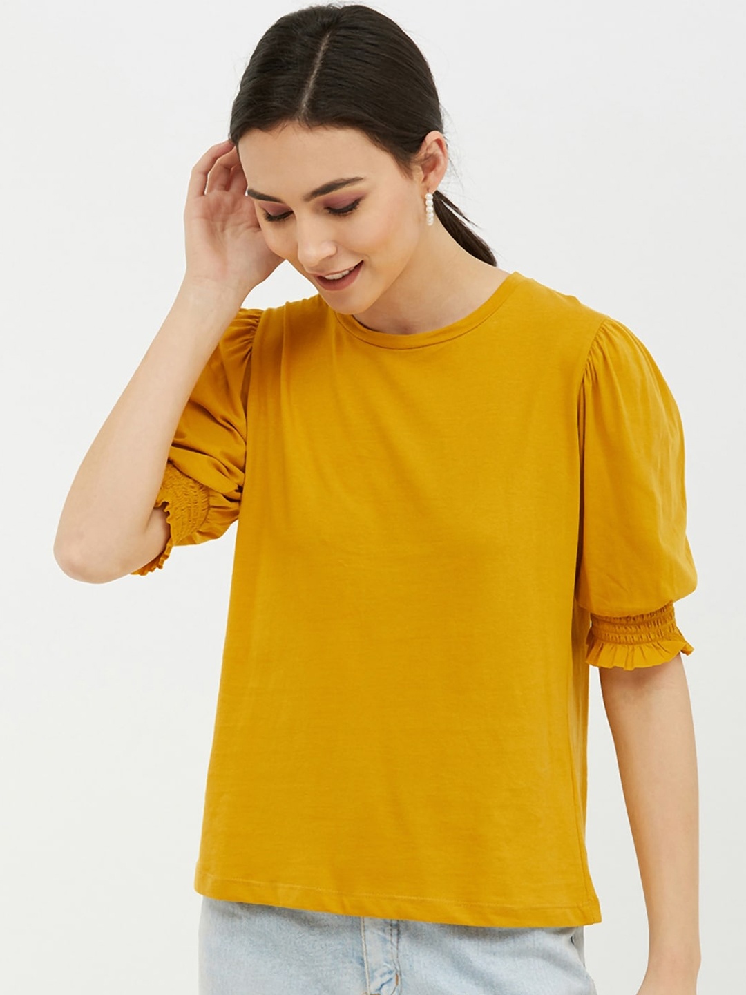 

Harpa Women Mustard Solid Puff Sleeves Regular Top