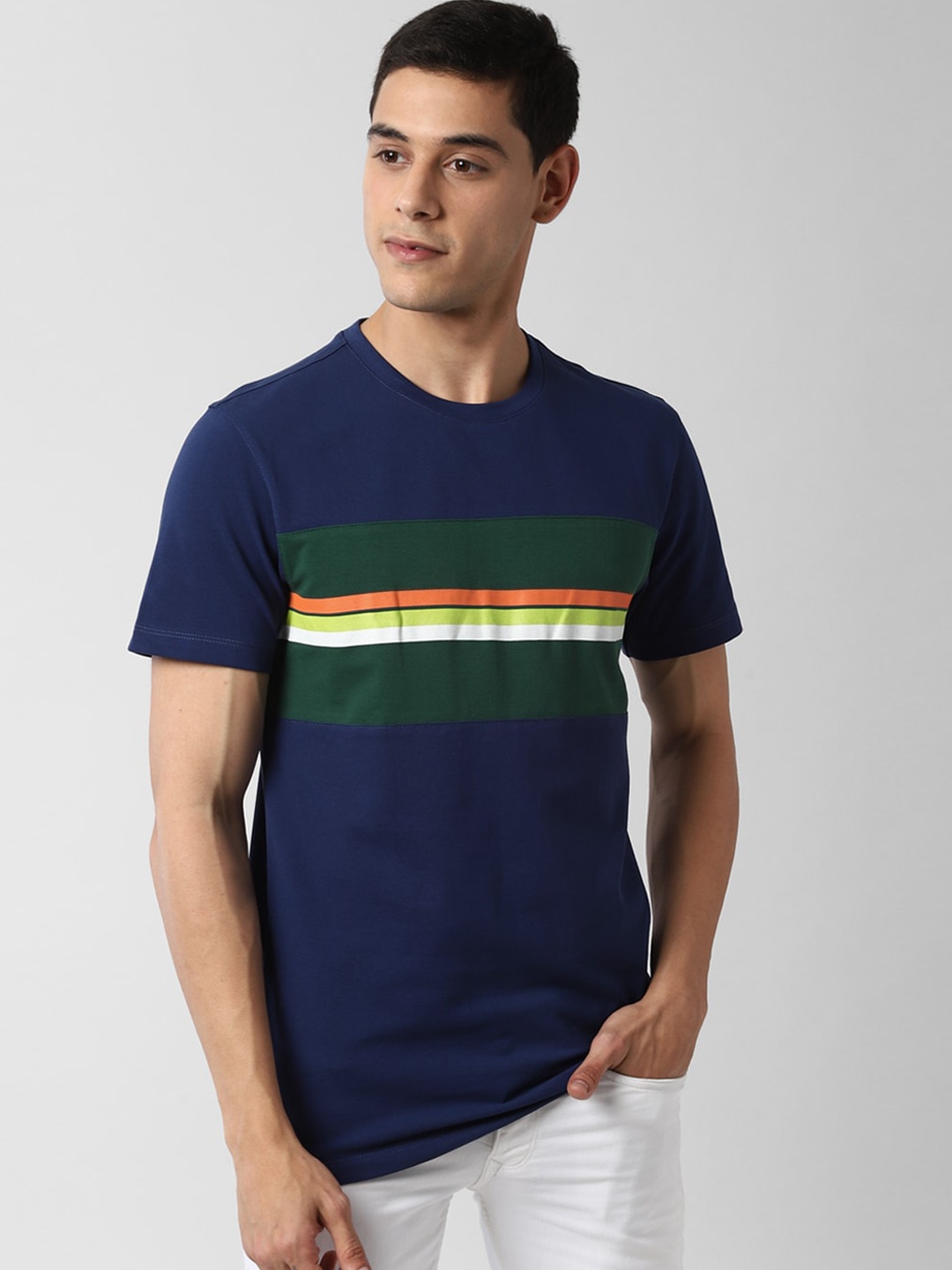 

Peter England Casuals Men Navy Blue Printed Round Neck T-shirt