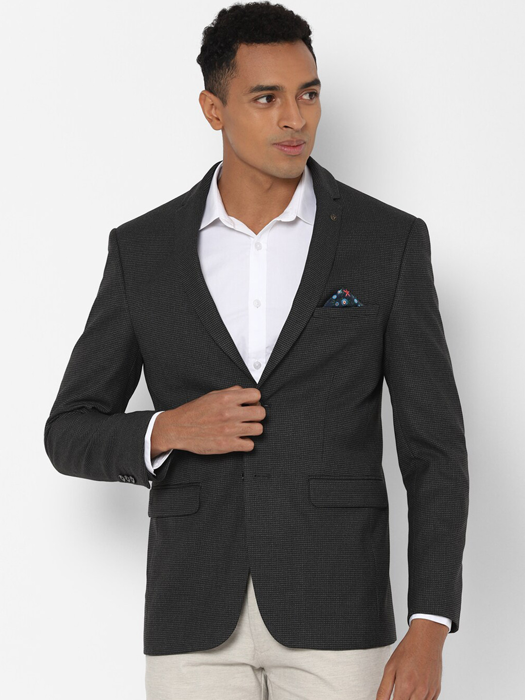 

Allen Solly Men Black Self Design Slim-Fit Single-Breasted Formal Blazer