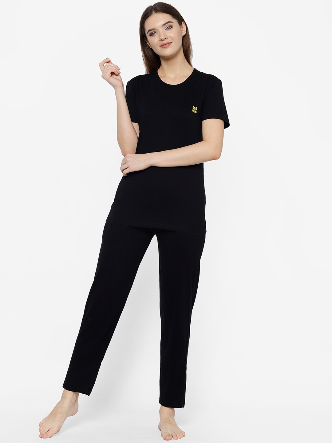 

VIMAL JONNEY Women Black Solid Night Suit