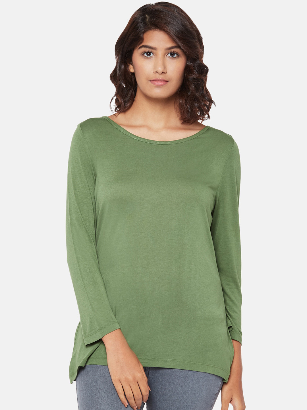 

People Women Olive Green Solid Boat Neck T-shirt