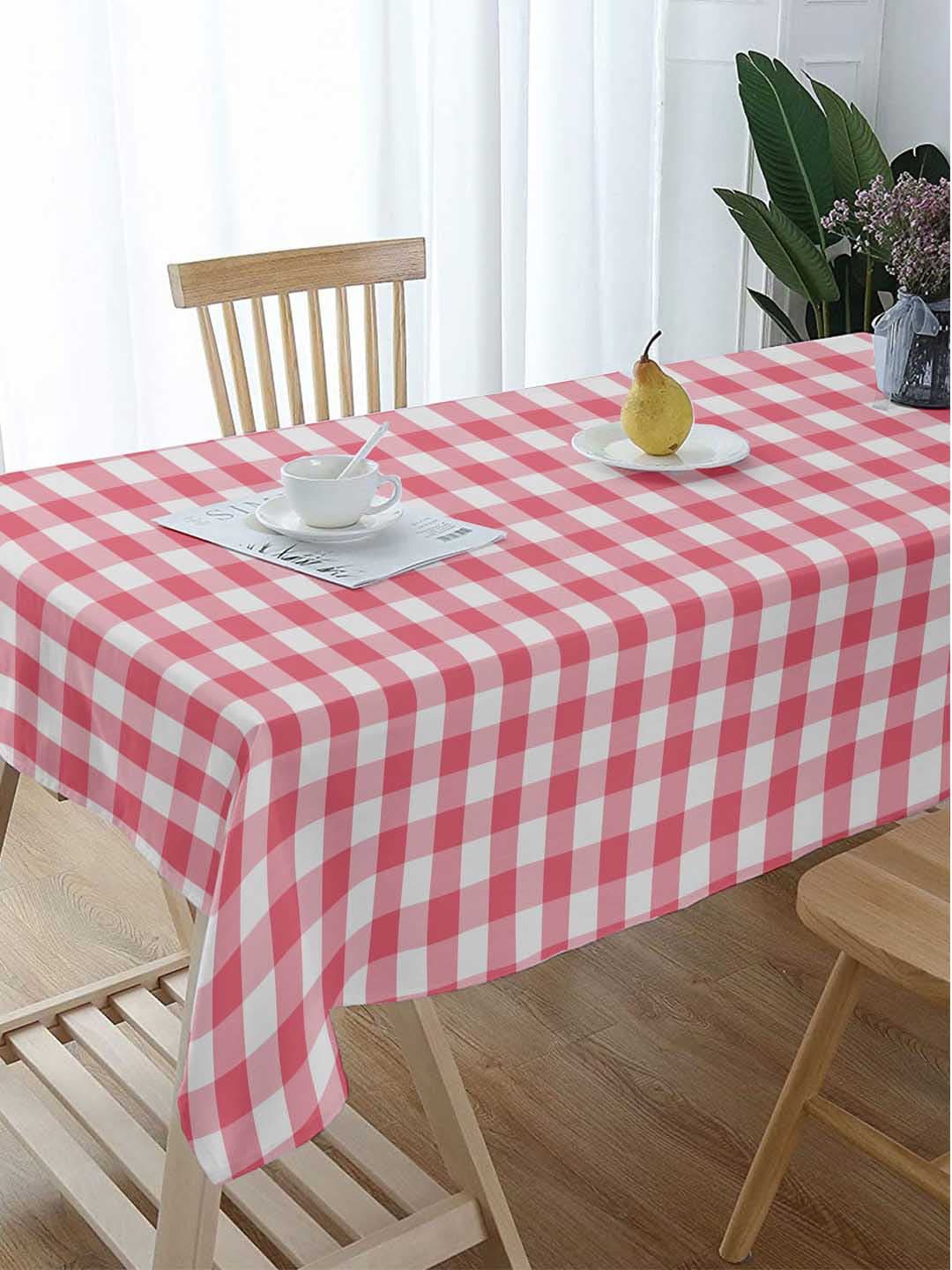 

Lushomes Peach-Coloured & White Buffalo Checked 4-Seater Table Cloth