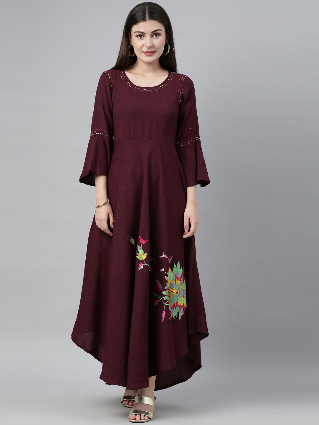 

Neerus Women Burgundy Floral Embroidered Flared Sleeves Thread Work Anarkali Kurta