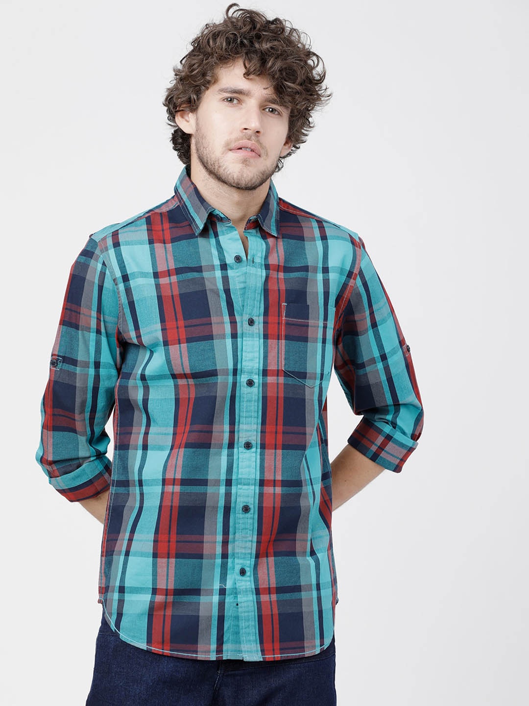 

LOCOMOTIVE Men Blue & Red Slim Fit Checked Casual Shirt