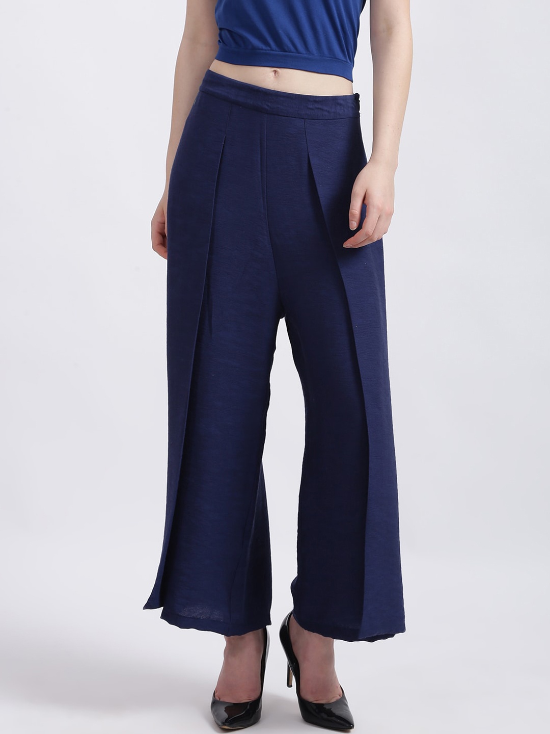 

Zink London Women Blue Regular Fit Solid Parallel Trousers