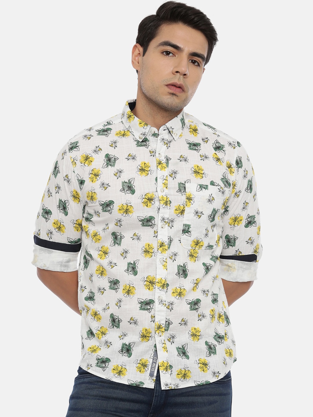 

IVOC Men White & Yellow Slim Fit Printed Casual Shirt