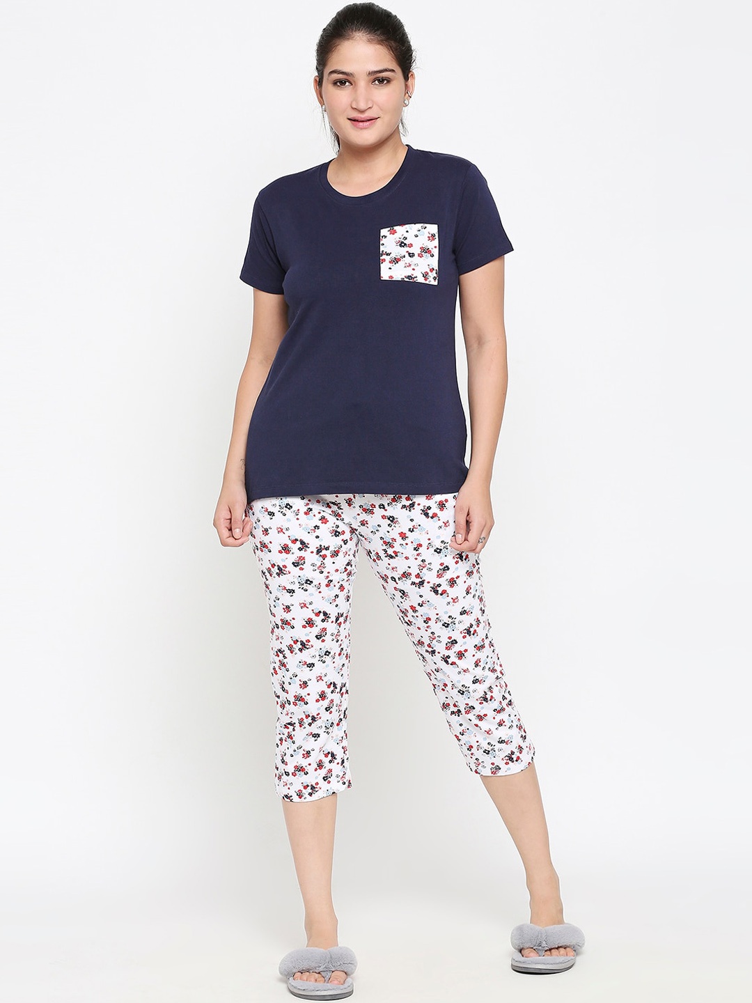 

XIN Women Navy Blue & White Solid Night suit